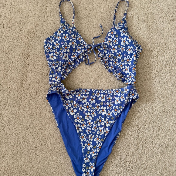 Dippin Daisys Tessa One Piece - Picture 1 of 3